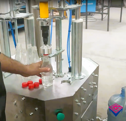 Semi-Automatic Liquid Filling and Cap Tightening